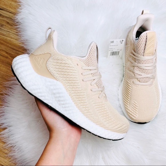 Adidas Alphaboost Linen pale nude - Picture 1 of 7
